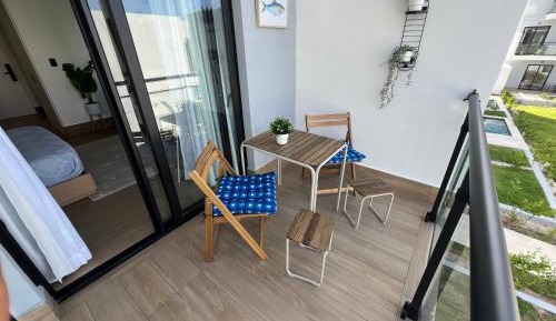 Studio Apartment with Queen Bed