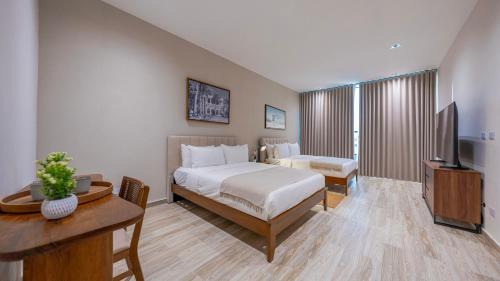 Deluxe Double Room With City View