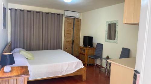 Studio (2 Adults)