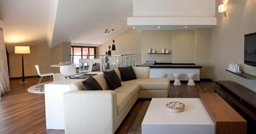 Standard Suite - Non-Smoking
