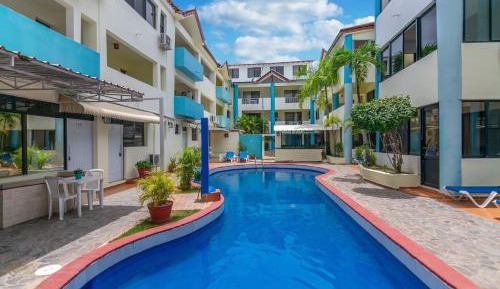 Deluxe One-Bedroom Apartment