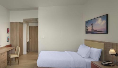 Queen Room with Two Queen Beds - City View