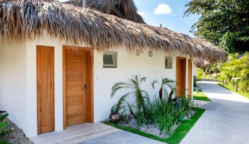 Bungalows with One King Bed, Non-Smoking