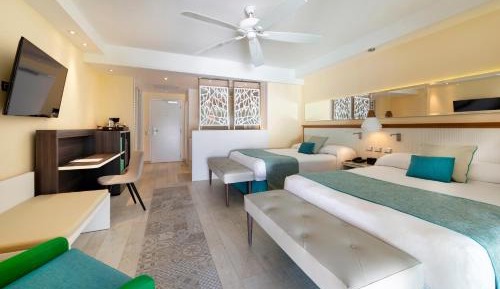 Privileged Deluxe Room 