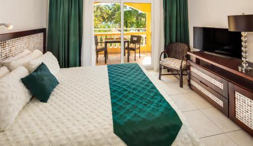 Superior Room - Beachfront