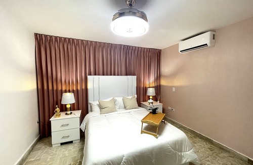 Viejo Arroyo Hondo Bed & Breakfast | H Mansion Recovery and Spa