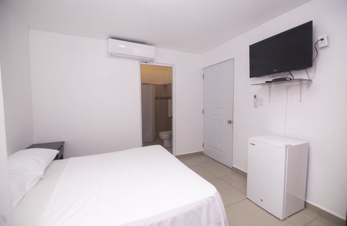 La Primavera Hotel | Caribbean Queen Hotel