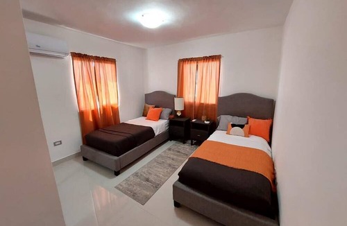 Veron Villa | Contemporary 3BDR Guest House 20 minutes away Punta Cana Beaches