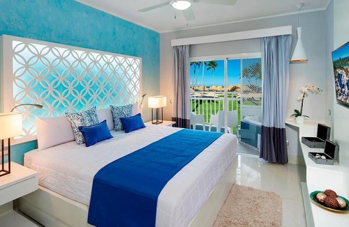 Punta Cana Resort | All-Inclusive Premium Suite (Seaview Balcony) at Grand Sirenis Punta Cana Resort