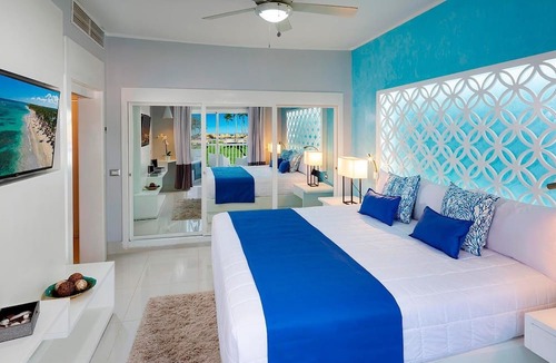 Punta Cana Resort | All-Inclusive Premium Suite (Seaview Balcony) at Grand Sirenis Punta Cana Resort