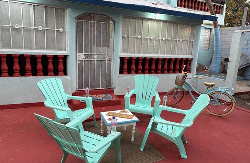 La Cienaga Bed & Breakfast | Villa Sea Foam Shore
