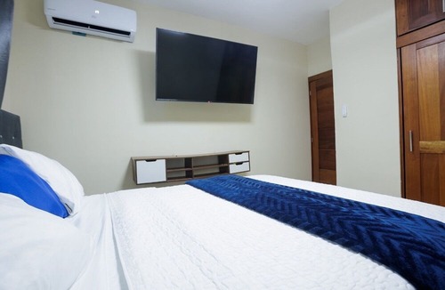 San Francisco de Macoris Apartment | Lovely 3-bedroom apartment in San Francisco de Macorís with AC, WiFi