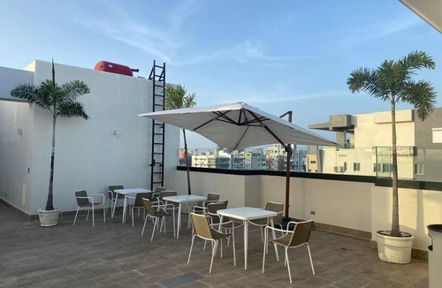 Ensanche Quisqueya Apartment | Luxurious Downtown Apt, Rooftop Pool, Gym