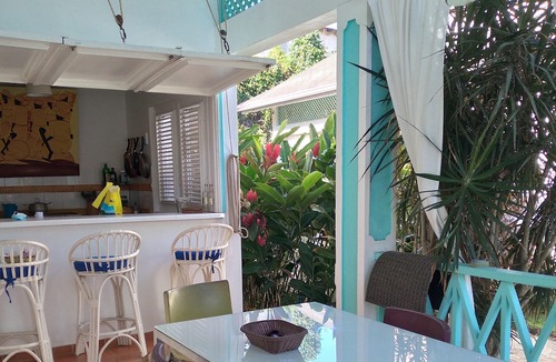 El Callejon House | Lovely Villa 5 Minute Walk to the Beach in the Center of Town
