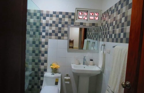 Los Maestros House | Acogedora casa. Cozy place to rest- 5 minutes from downtown