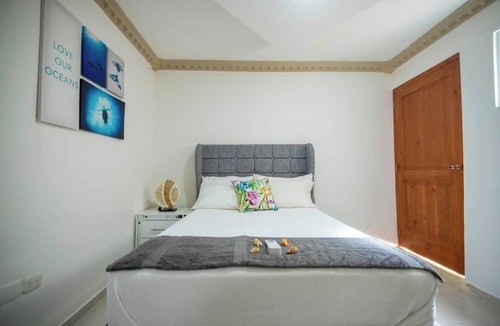 El Batey House | Room-central 1bd and Bth With Common Pic