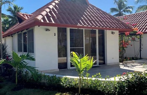 Reparto Ibarra Villa | ON THE CLIFF IN THE CARIBBEAN SEA - VILLA ILARIA