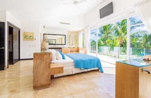 Bavaro Villa | Luxury Villa Waterfall - Pool & BBQ