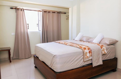 Tropical del Este Apartment | Cozy Apartment Near Airport Wi-fi & Parking