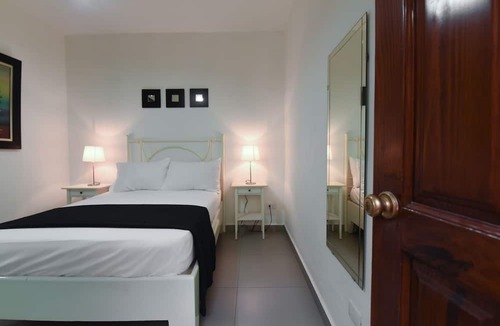 Gascue Hotel | PH 19 Guesthouse Hotel in Gazcue