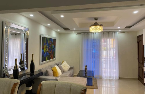 Cotui Apartment | Luxury Apartment Private Parking WIFI Netflix And Disney+