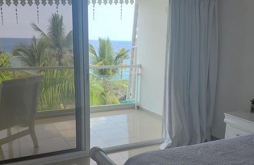 Playa Chiquita Condo | Oceanfront Penthouse in Playa Chiquita, Sosua-Right next to SantaFe