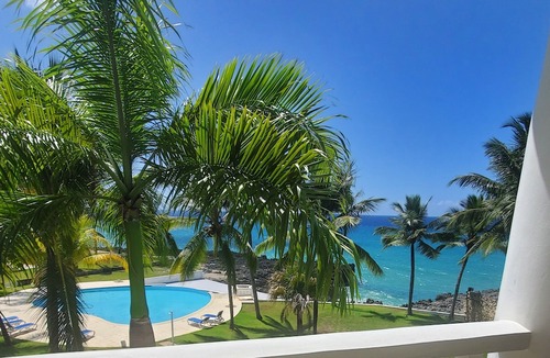 Playa Chiquita Condo | Oceanfront Penthouse in Playa Chiquita, Sosua-Right next to SantaFe