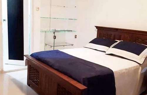 Ciudad Universitaria House | Room-cozy Private Room in El Malecón, Sa