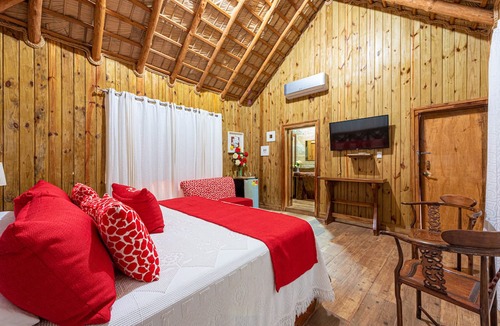Pedernales Hotel | Hotel Vista de Aguilas Ecolodge