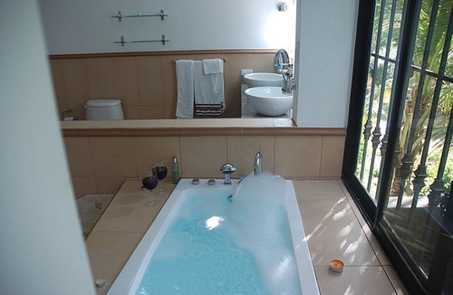 Los Cerros Villa | 4BD villa on top of the hill, sea views, pool/Wi-Fi/cable TV/parking