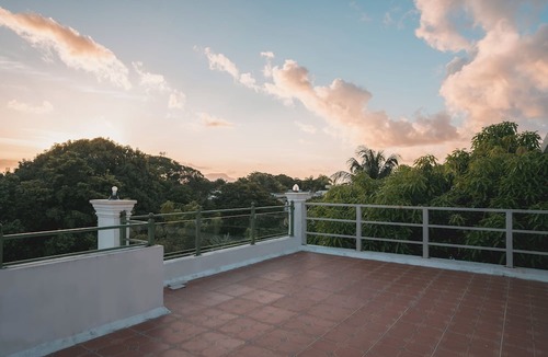 El Batey Hotel | Anton Reef