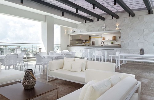 Evaristo Morales Hotel | Homewood Suites by Hilton Santo Domingo, Dominican Republic