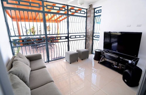Santiago de los Caballeros Villa | Modern House Pool AC WiFi