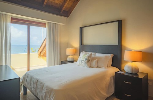 Puerto Bahia Resort | Bannister Hotel & Yacht Club