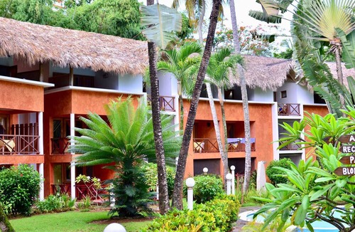 La Iglesia Hotel | Hotel Residencia del Paseo