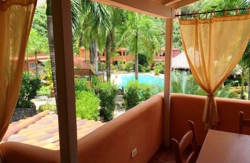 La Ceiba Bed & Breakfast | Madrugada Residencial