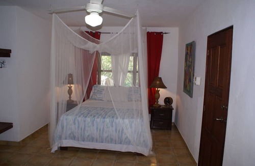 La Entrada Villa | Secluded, Tranquility, Caribbean Paradise, Villa Cocos Y Locos