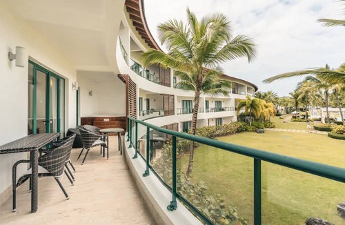 Las Terrenas Apartment | 2br Apt 5 Guests Balcony With Pool View