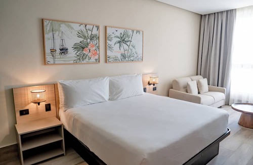 Puerto Plata Hotel | Holiday Inn Puerto Plata-Cofresi Bay Area By Ihg