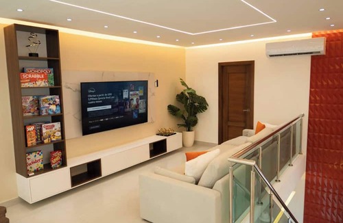 Santiago de los Caballeros Apartment | Luxurious 3-bedroom Retreat in Santiago de los Caballeros