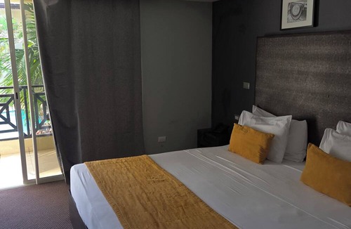 El Callejon Hotel | Hotel Niza Garden Suites