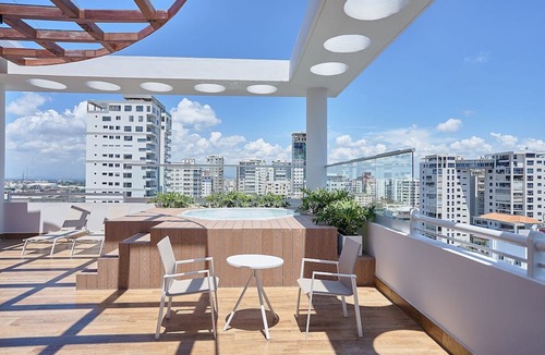 Downtown Santo Domingo Apartment | Shalom Tower By YellowKey