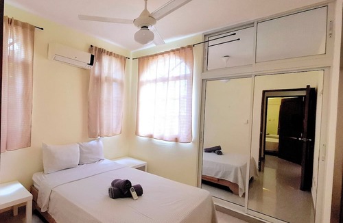 Costambar Apartment | Beach Apartment With Pool - Costambar