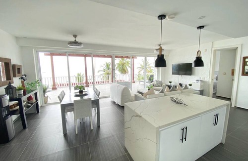 Punta Balandra Apartment | APARTAMENTO VISTA MARE 9-202