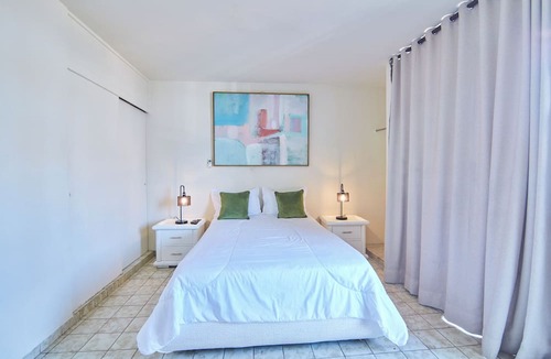 Ensanche Independencia Apartment | A Beautiful Studio Apartments Furnished in Gascue