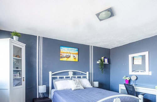 El Batey Apartment | Artist's Loft With Private Jacuzzi & Roof Terrace