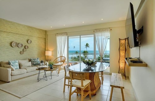 Villas Del Mar Apartment | Beachfront Condo Costa del Sol Sleeps 6