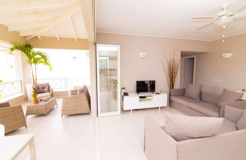 Dominicus Hotel | TRACADERO Beach Club and Holidays Rentals