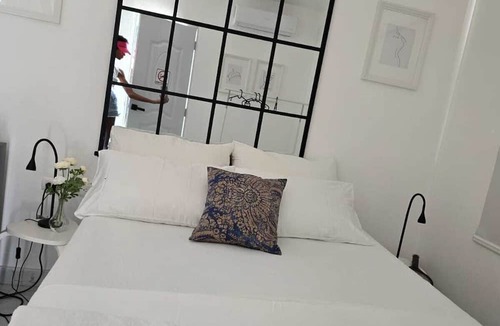 Mano Juan Hotel | Casa Rosada Beach Front