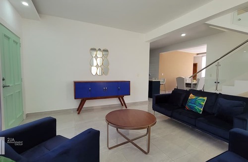 Montellano Villa | Villas Plantation